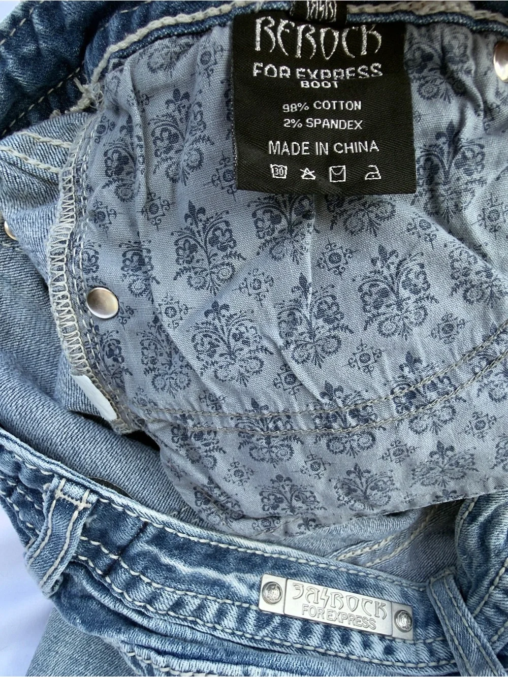 y2k rerock by express low rise light wash bootcut embroidered jeans size 8R